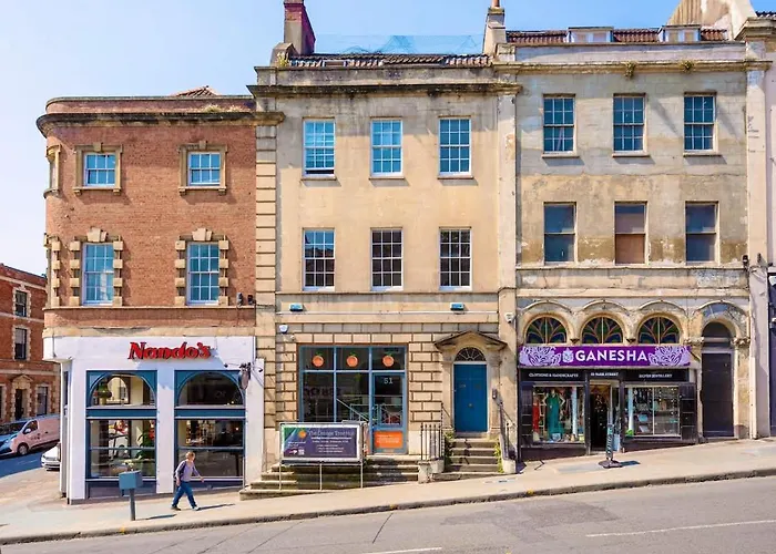 Appartement Large Luxury Centre Flat With Balcony *