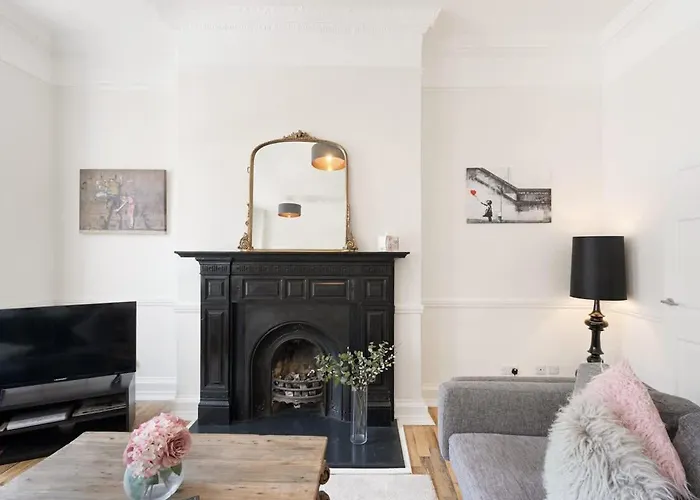 Appartement Large Luxury Centre Flat With Balcony